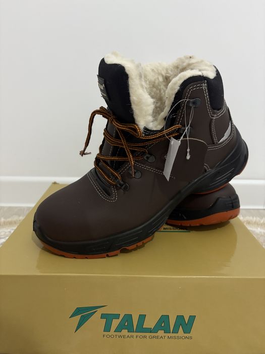 Зимний спец обувь новый