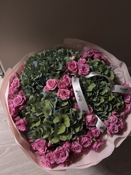 Цветы срочно подарили нужны деньги