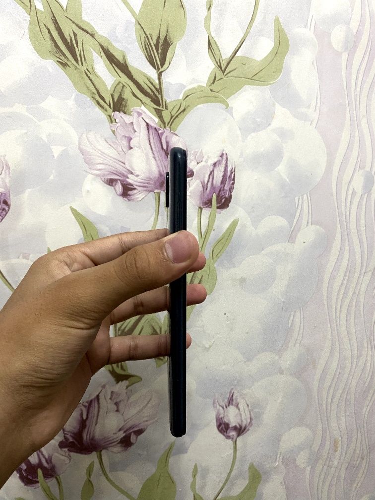 Redmi Note 9 sotiladi