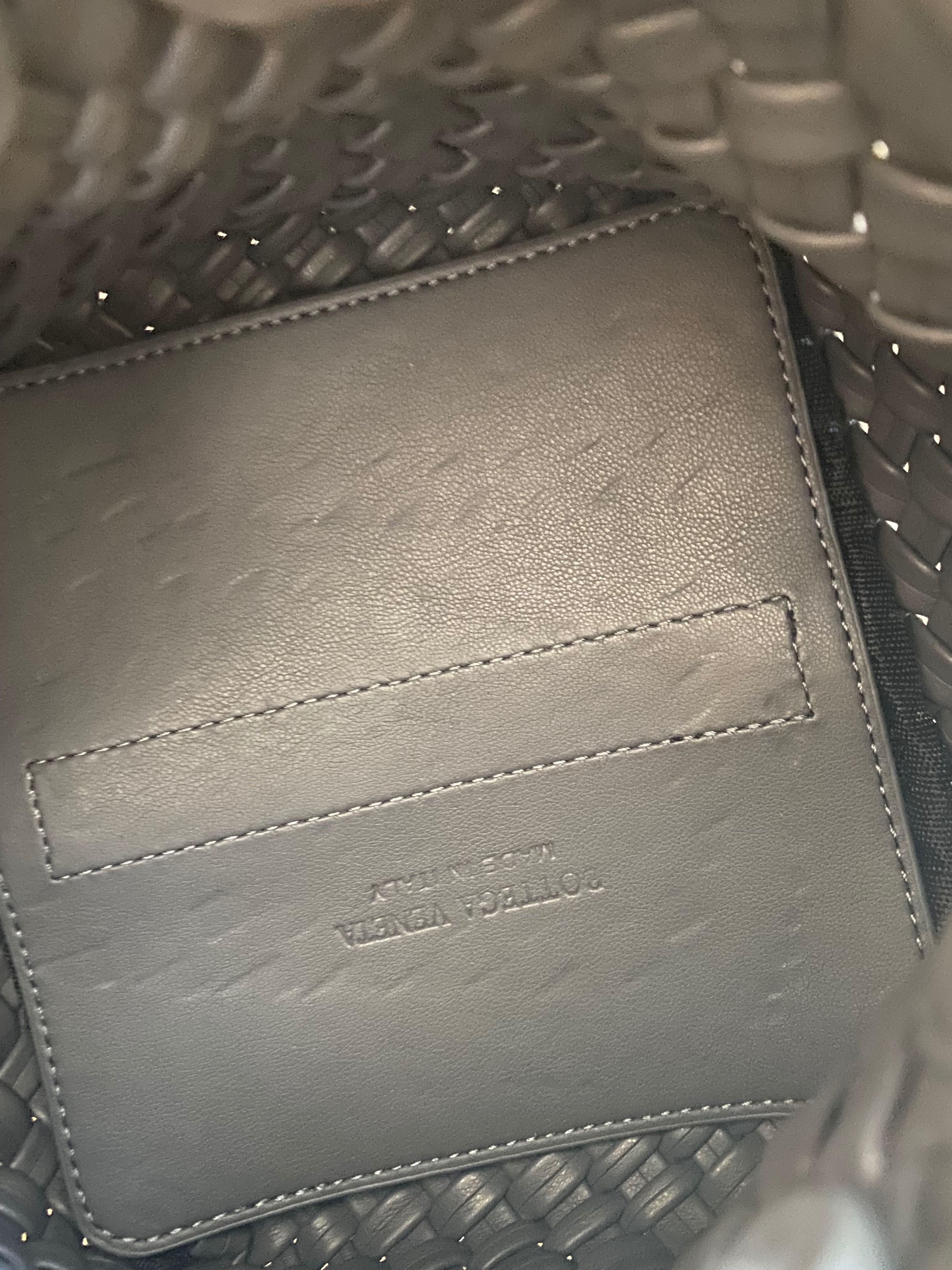 Bottega портфейл комплект и MCM
