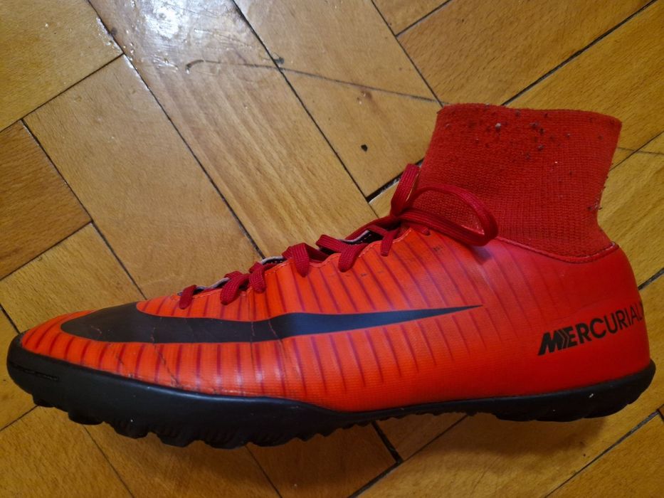 Оригинални стоножки Nike, номер 40