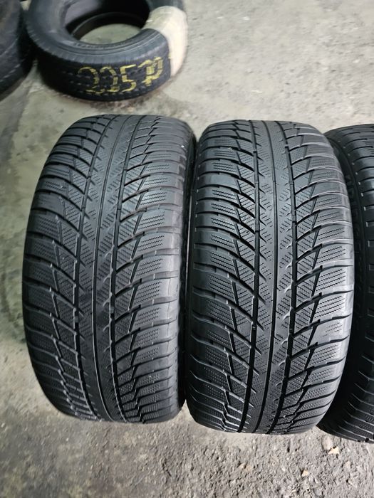 4 anvelope iarna 225 50 17 Bridgestone Runflat 2021