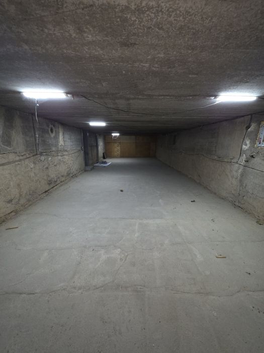 Sklad omborxona uchun issiq joy 85 kvadrat