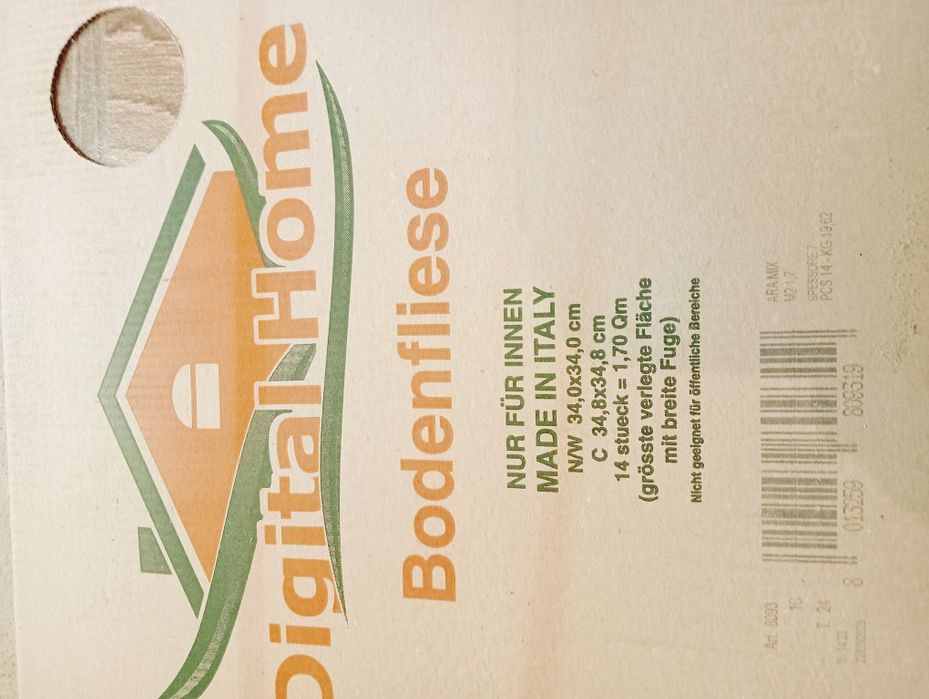 Se vinde 6 pachete de gresie