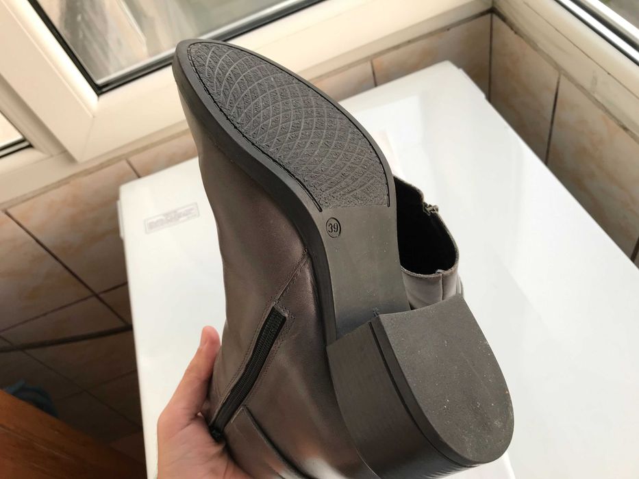 Ghete Dama din Piele Naturala Marime 39 culoare gri inchis (Noi)