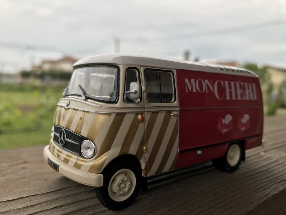 Macheta microbus epoca Mercedes 1970 1/43