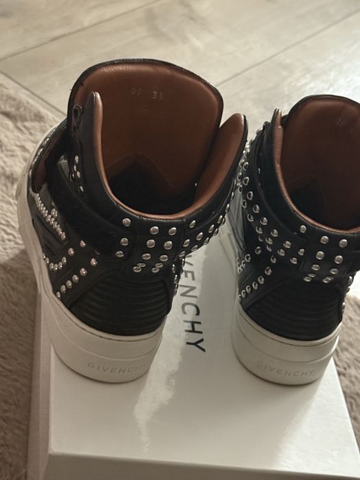 Vand ghete dama Givenchy originale