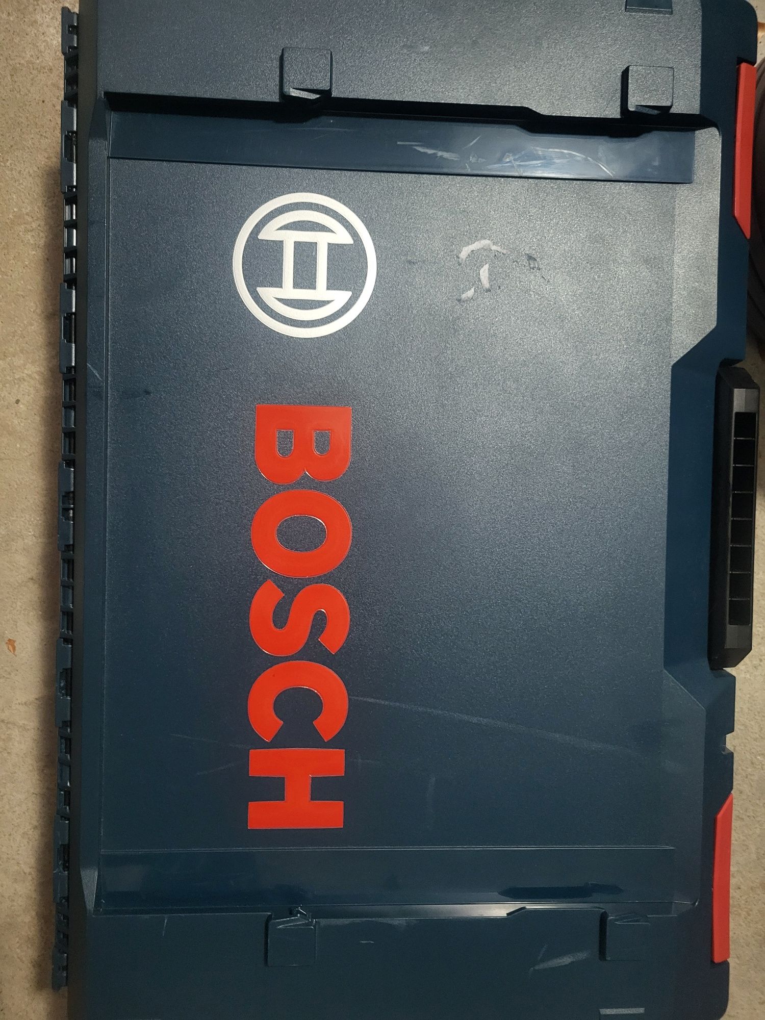 Bosch profesional 5 tool kit 12v
