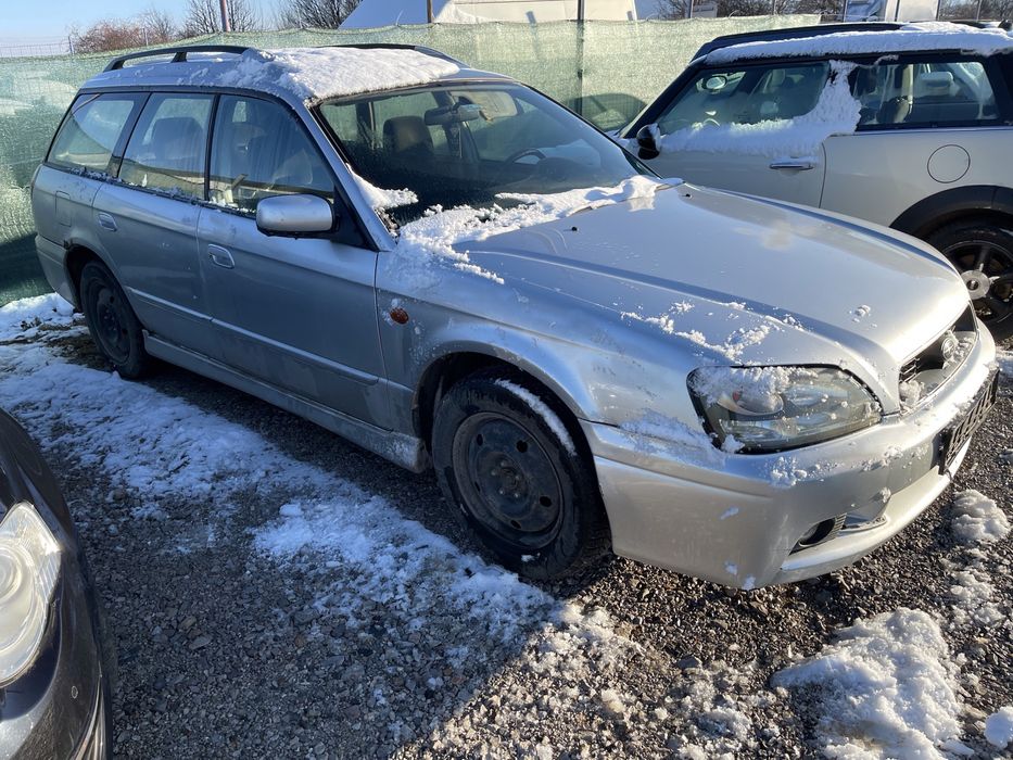 Subaru Legacy 2.5i 2002 На части