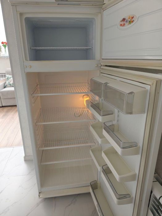 Продается холодильник  Атлант модель МХМ-2706