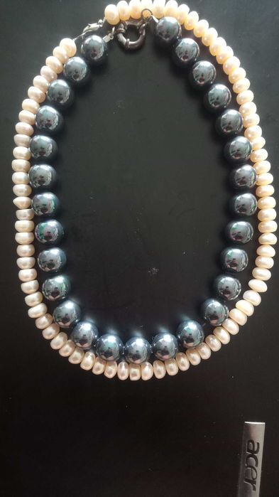 Красиви перлени колиета