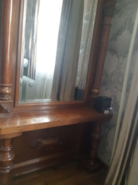 Антикварное зеркало