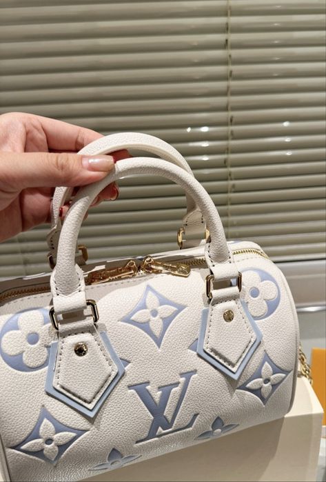 Дамска чанта Louis Vuitton