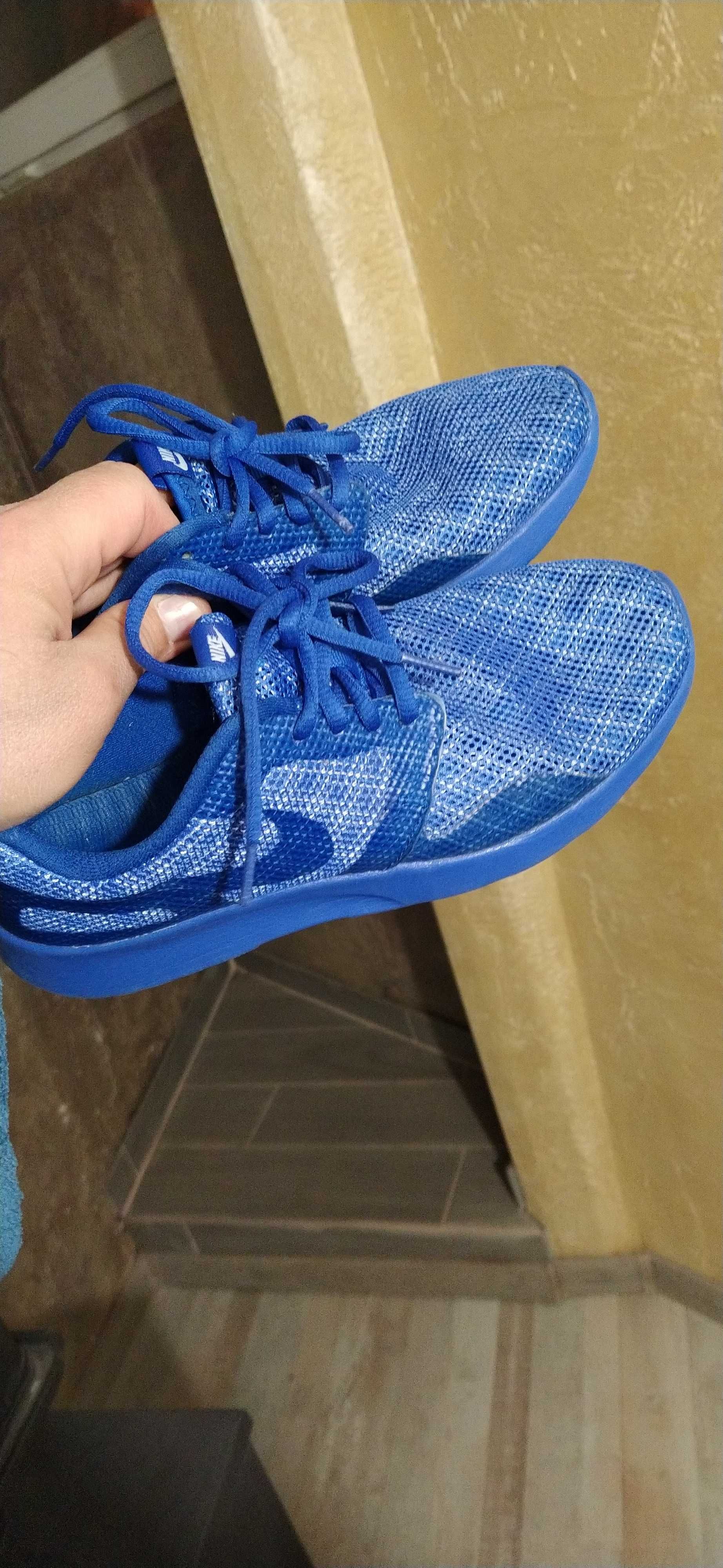 Дамски маратонки NIKE 3D и Adidas !