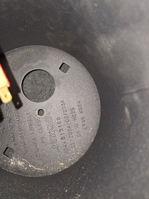 Продавам газова бутилка 48л. 2024 година