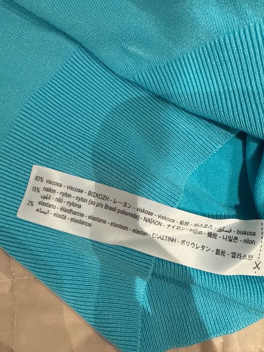 Електриково синя блуза на ZARA