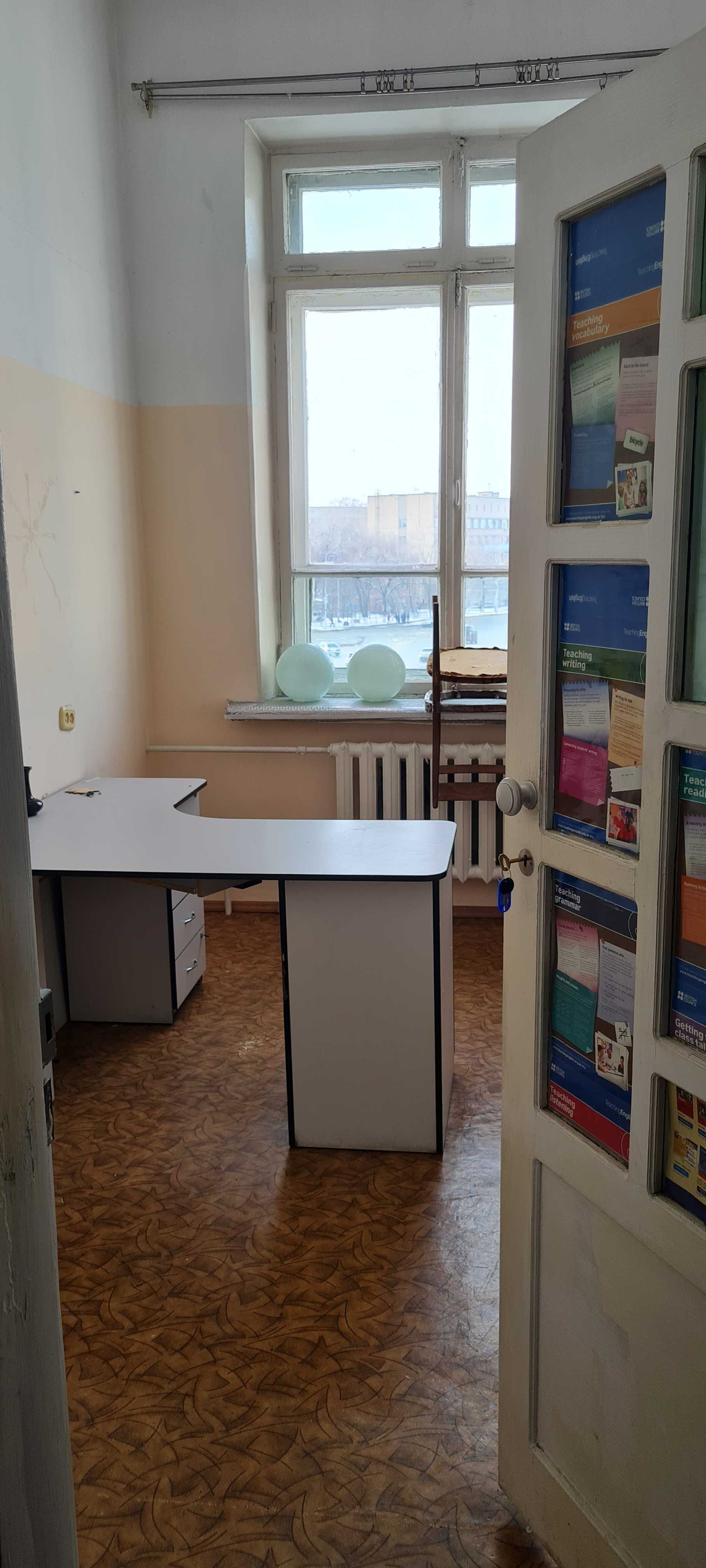 Сдам в аренду торговую площадь, офисы