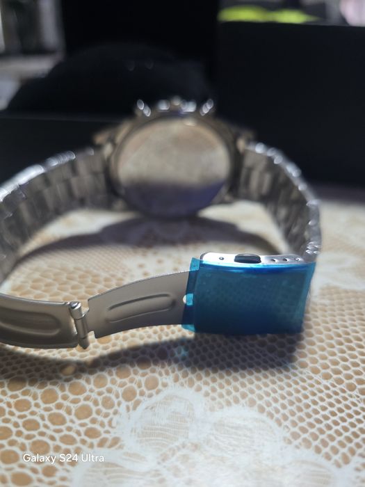 Часовник ORUSS чисто нов