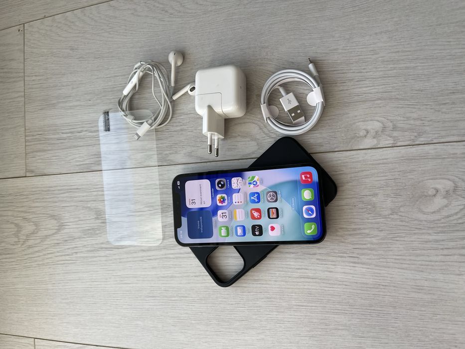 • Iphone 12 Pro • BATERIE 100% •