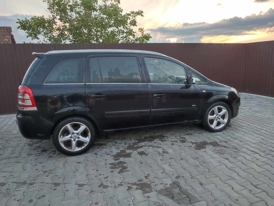 Opel zafira facelift 1.9 diesel 150 cp