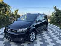 VW Touran an fabricatie 2012