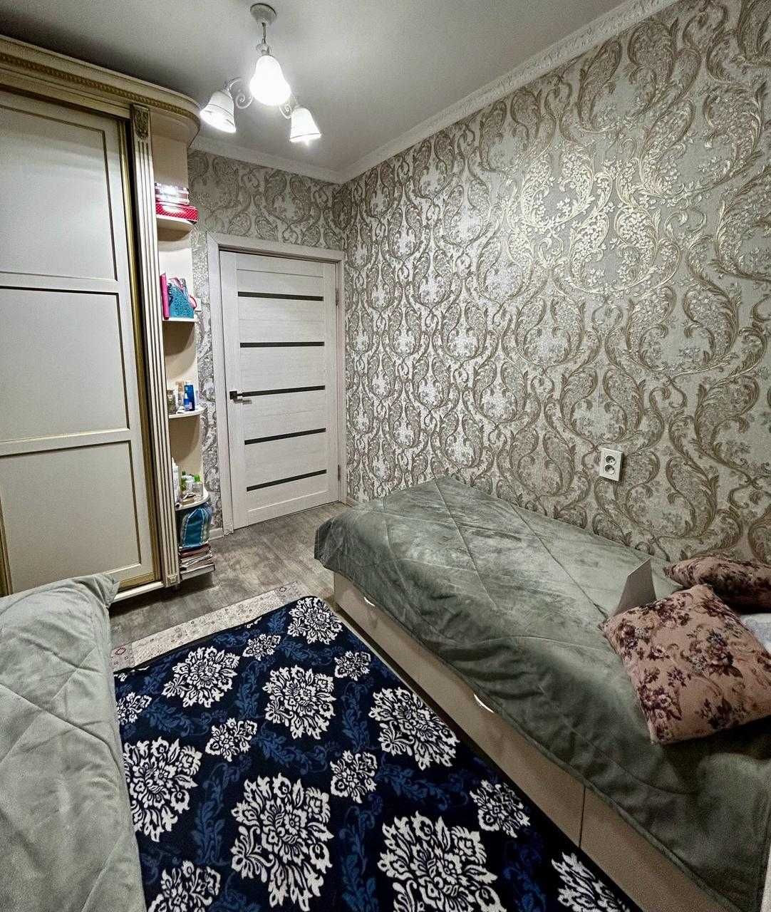 3-комнатная квартира, 69 м², 1/5 этаж, Райымбека — Емцова
