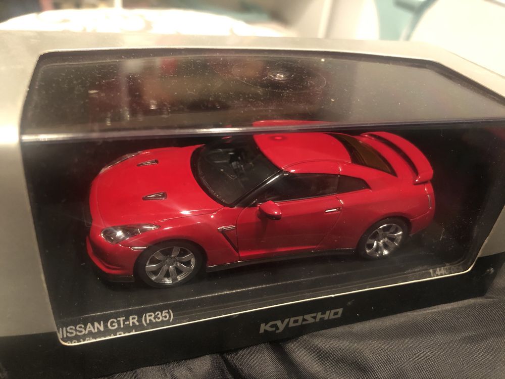 Nissan GTR R35 1:43 Kyosho