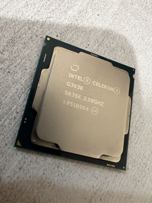 Процессор Celeron G3930
