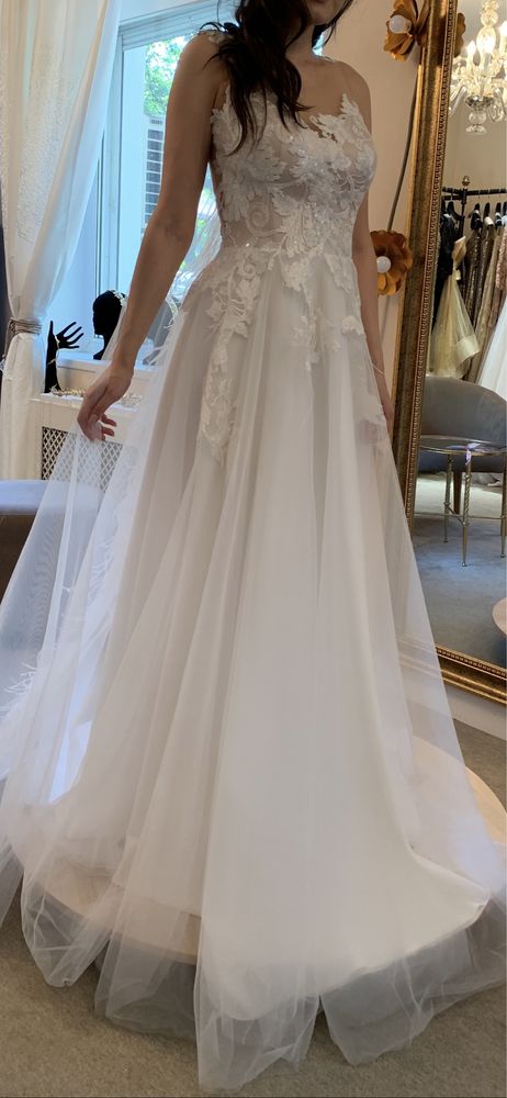 Свадебное платье новое и фата La novia