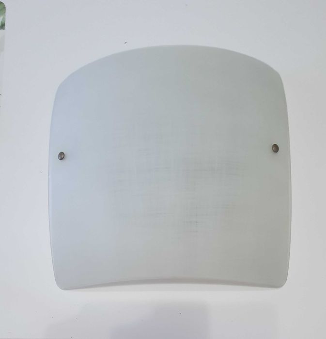 Plafoniera cu doua becuri