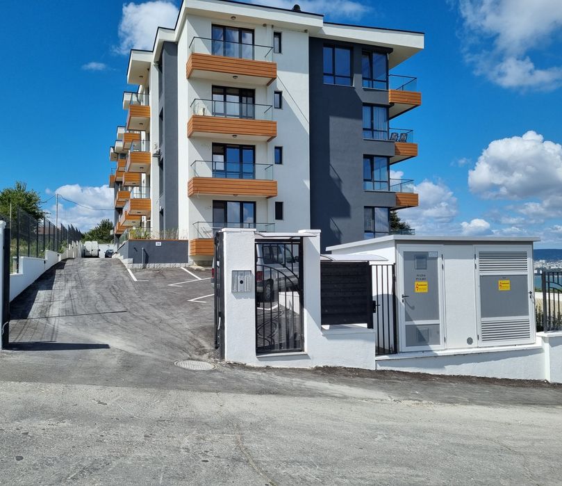 Дава се под наем Двустаен апартамент в Варна, Галата - 75 кв.м за 510 € - Снимка #8