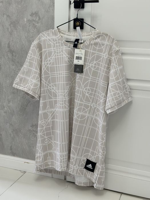 Adidas GRAPHIC TEE DNA футболка мужская