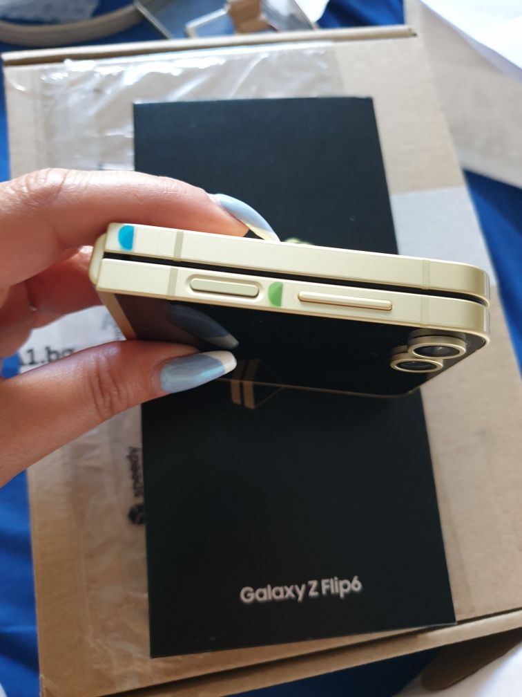 Samsung  Galaxy Z Flip6  +гаранция А1