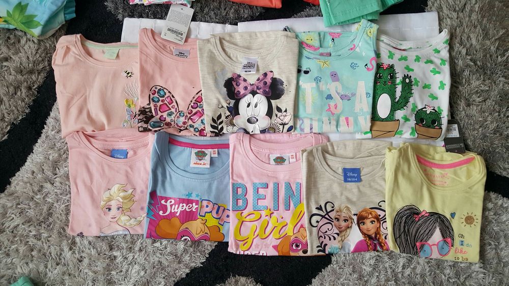 Tricouri,rochițe și compleuri pentru fetite