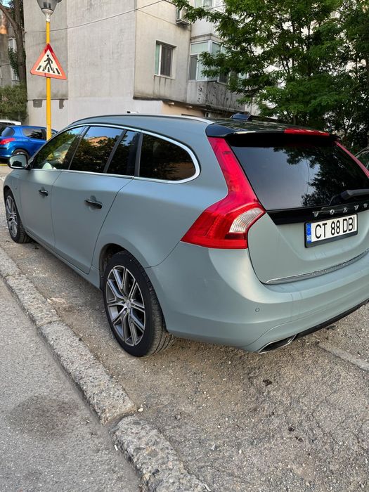 Volvo V60 Diesel Plug In Hybrid AWD 2015 automata piele xenon