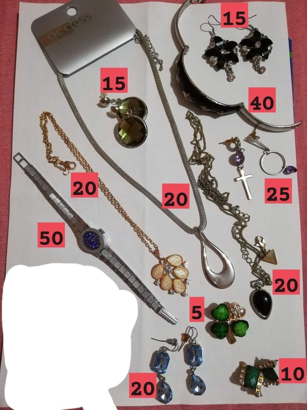 Ceas,geci dama,încălțăminte,cosmetice și accesorii dama