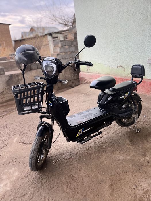 продам электронный мопед за 100.00хорошое состояния