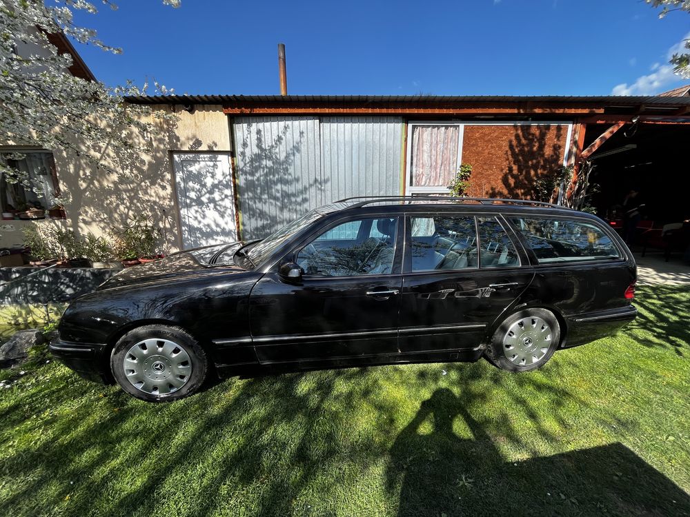 Mercedes e class w210 e280