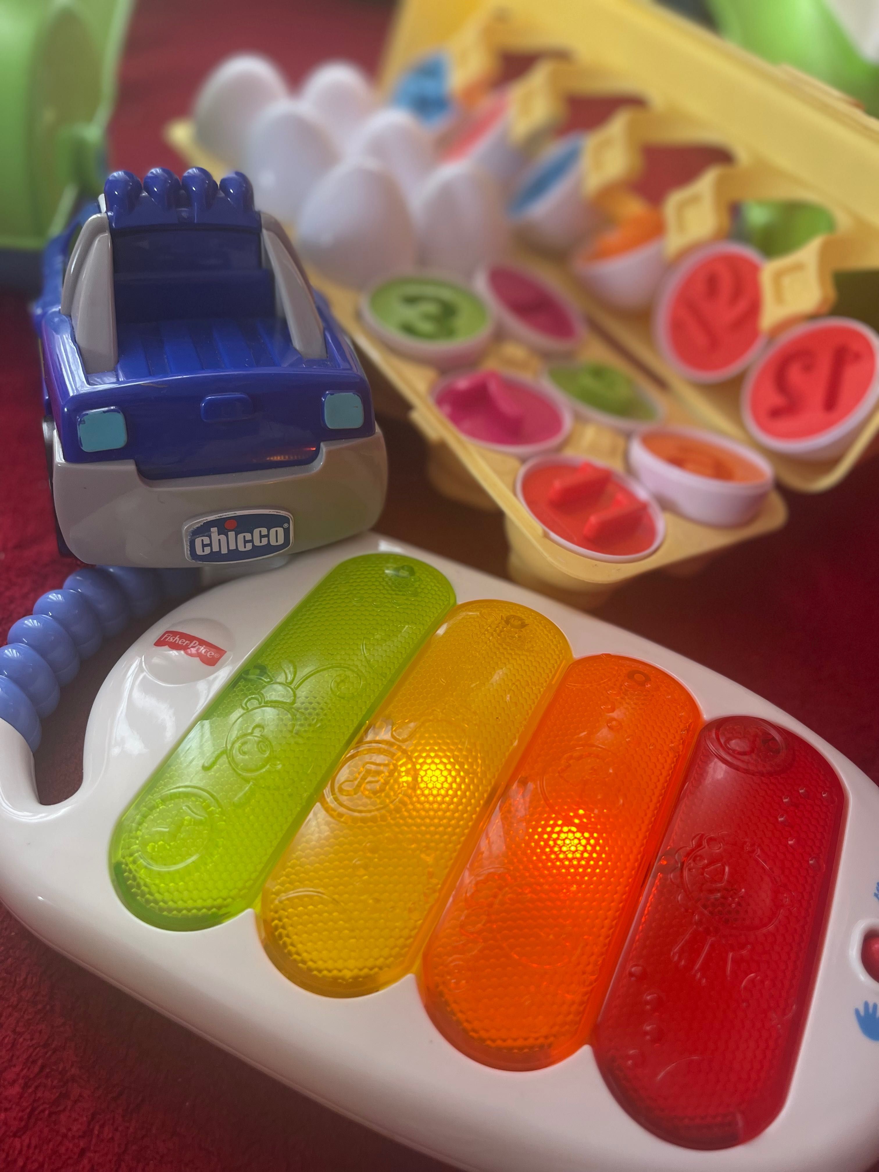Лот играчки за бебе Fisher price , Chicco. Монтесори