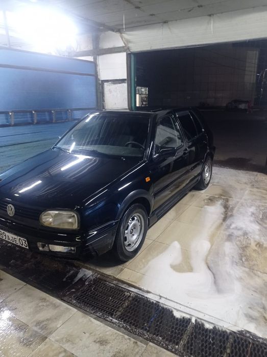 Продам гольф 3 на полном ходу.