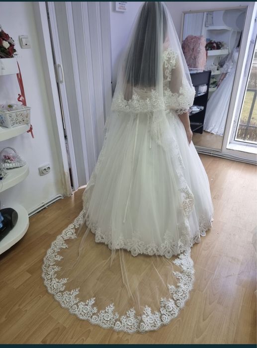 Vând rochie de mireasă urgent!!!