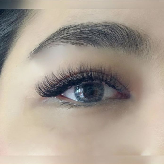 Наращивание ресниц 3000 тг