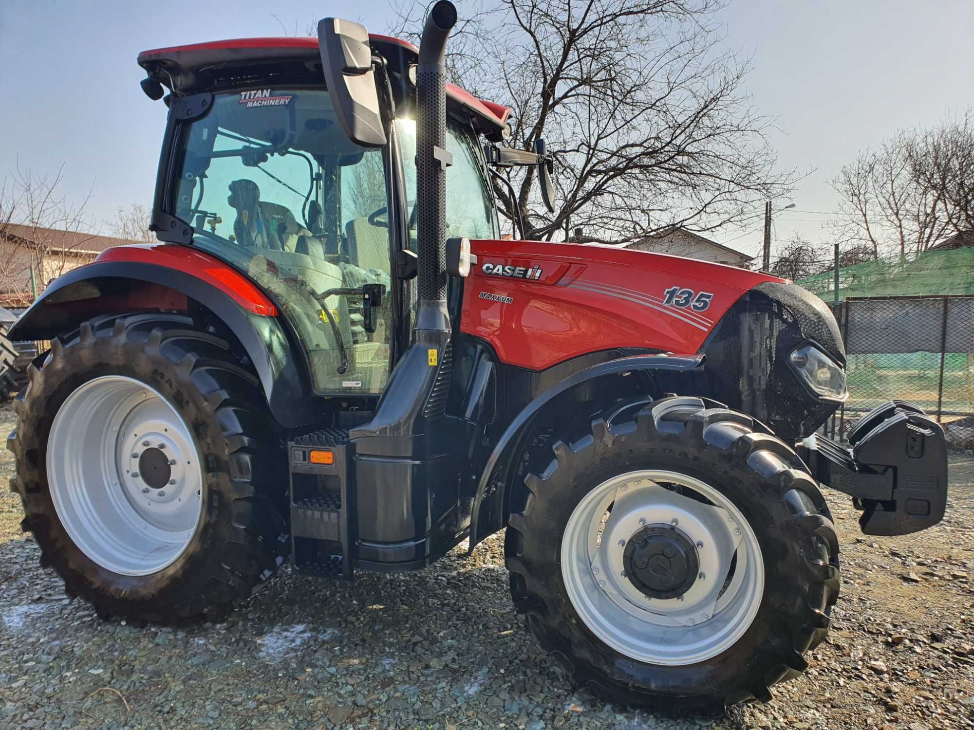 Tractor CASE Maxxum 135