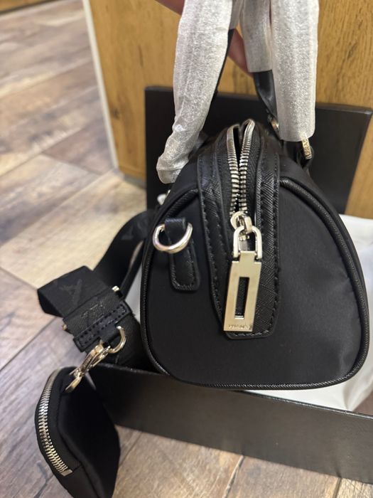 Дамска чанта нова