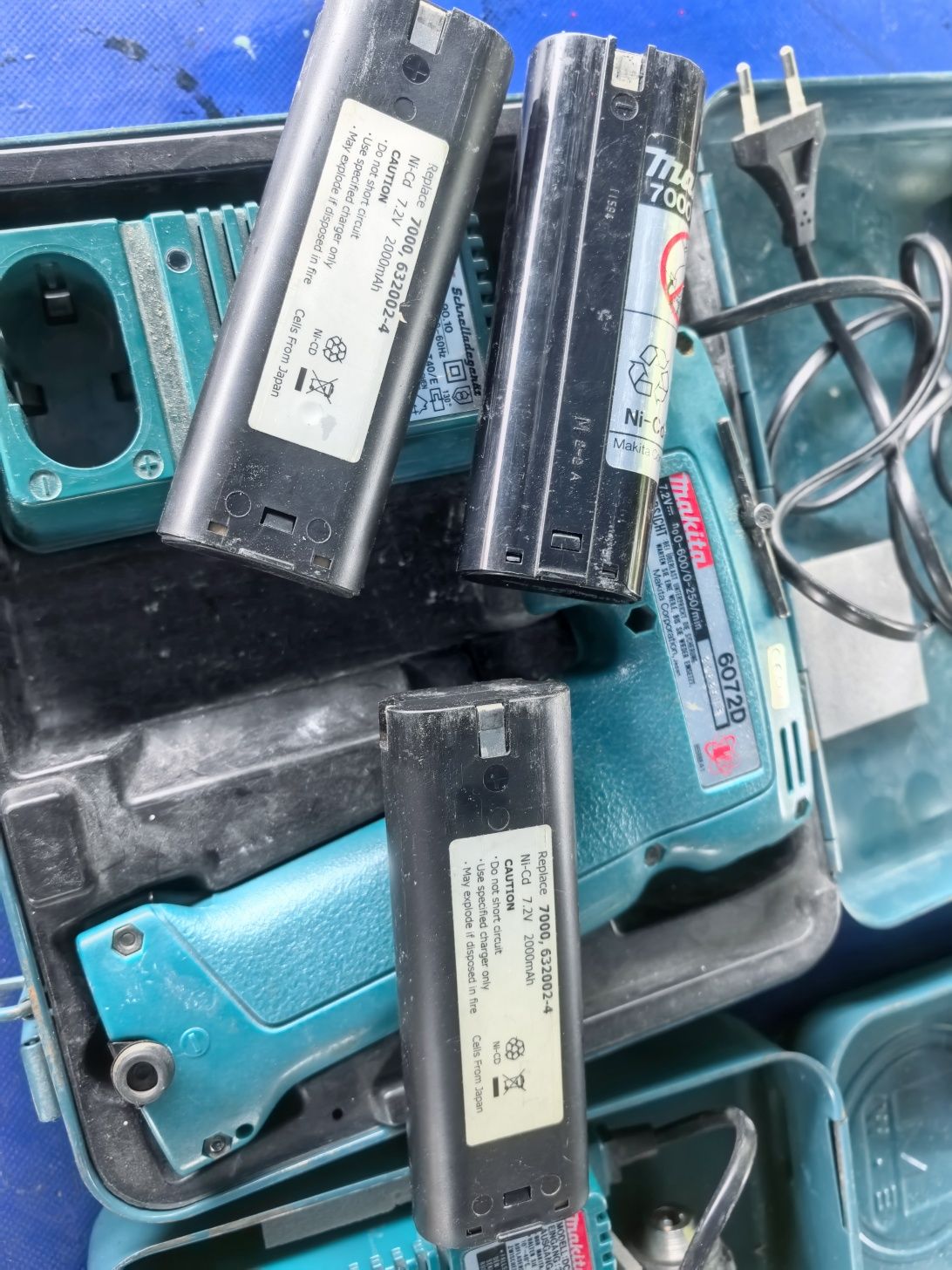 MAKITA 6012D Акумулаторен Винтоверт 2 броя.