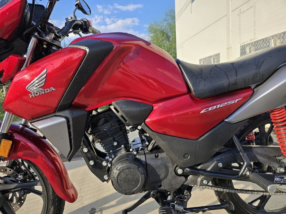 Honda CB125F 2023 impecabil