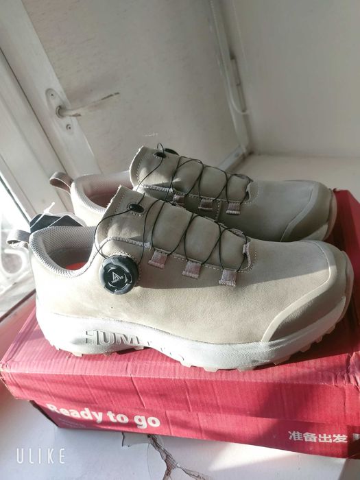 Кроссовки humtto