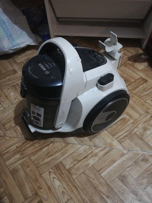 Продам пылесосы б/у
