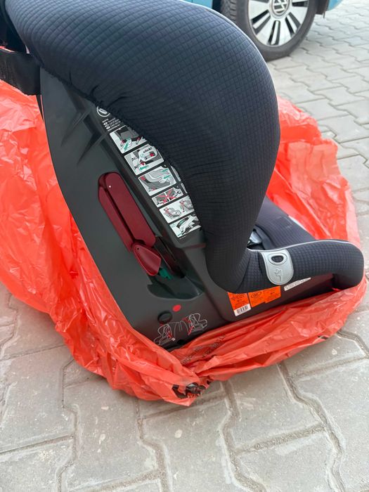 Детско столче Merecedes Benz DUO plus с ISOFIX