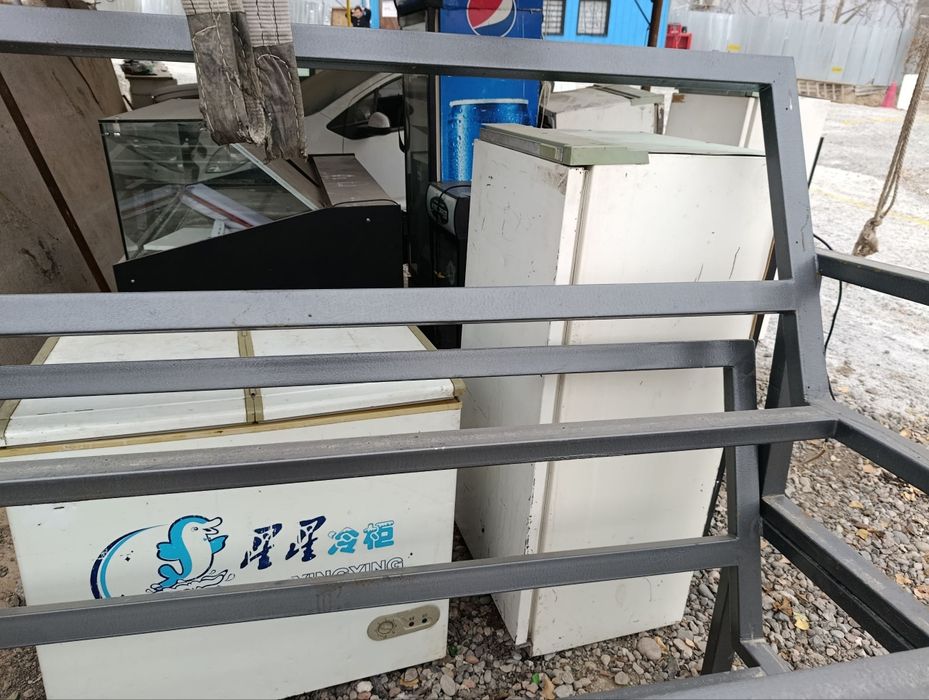 Haladelnik sotiladi  hammasi ishlidi rabochiy